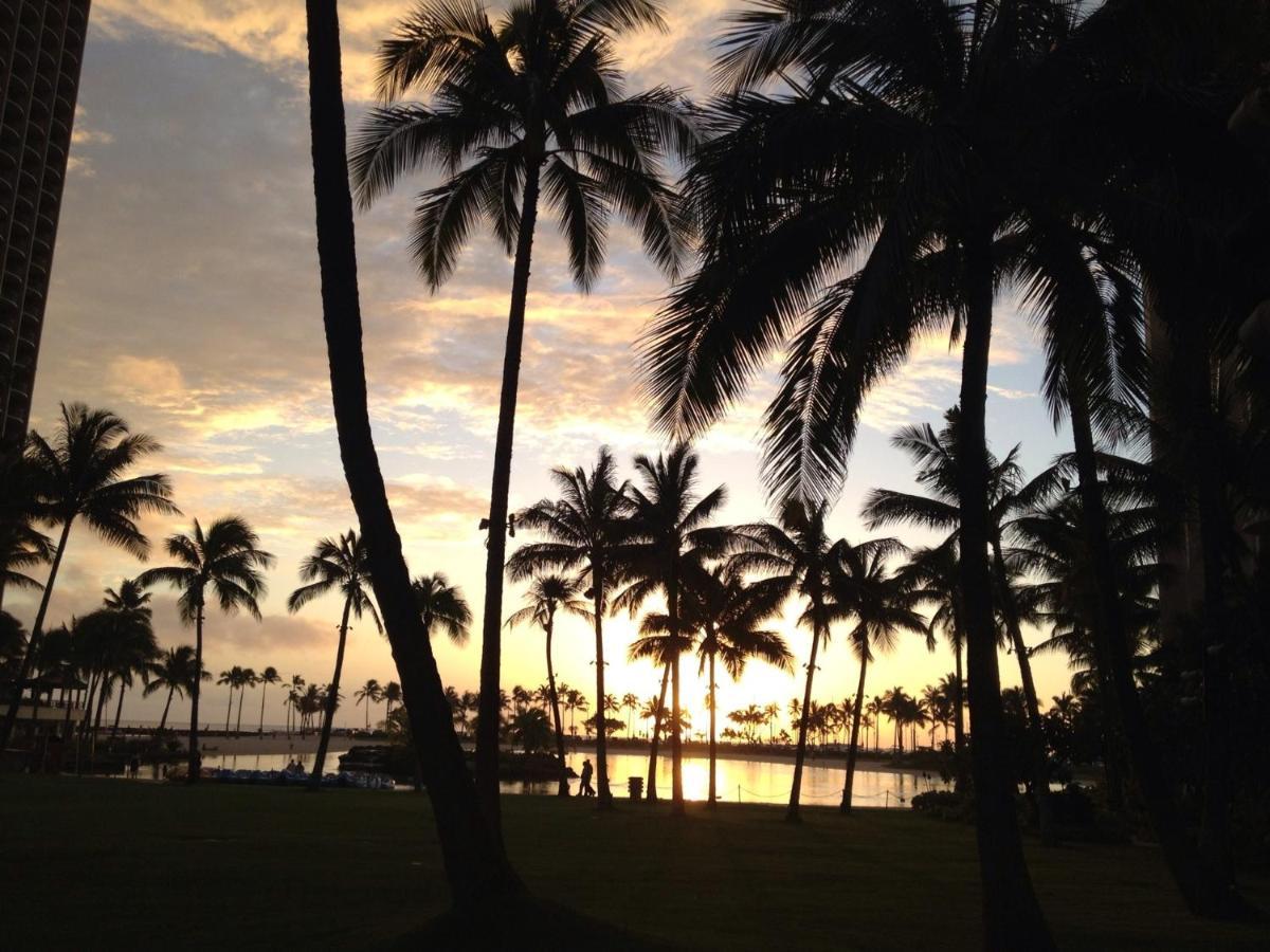 Free Parking, Pool, Sauna, Spa, Wifi, Bbq, Ac - Waikiki Banyan 호놀룰루 외부 사진