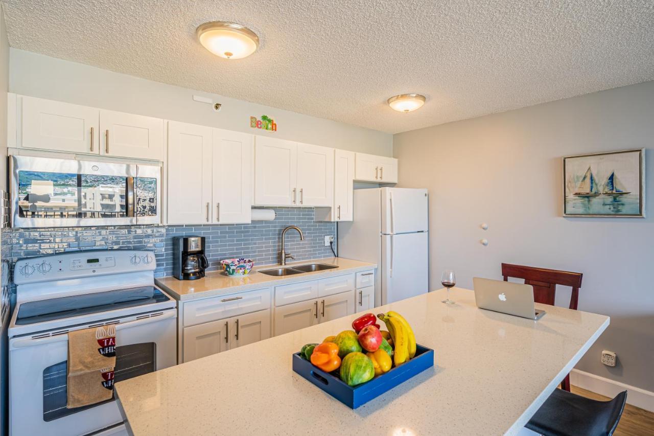 Free Parking, Pool, Sauna, Spa, Wifi, Bbq, Ac - Waikiki Banyan 호놀룰루 외부 사진
